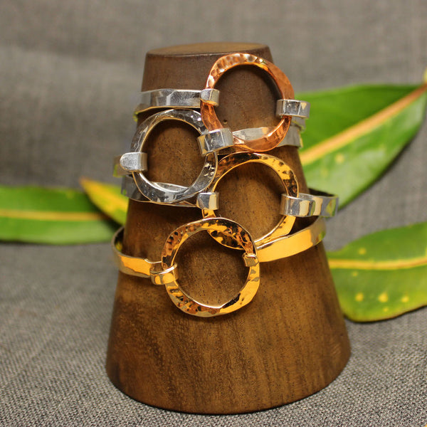 Four Corner 5mm Latching Bracelet 