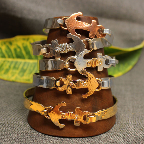 Anchor 8mm Latching Bracelet