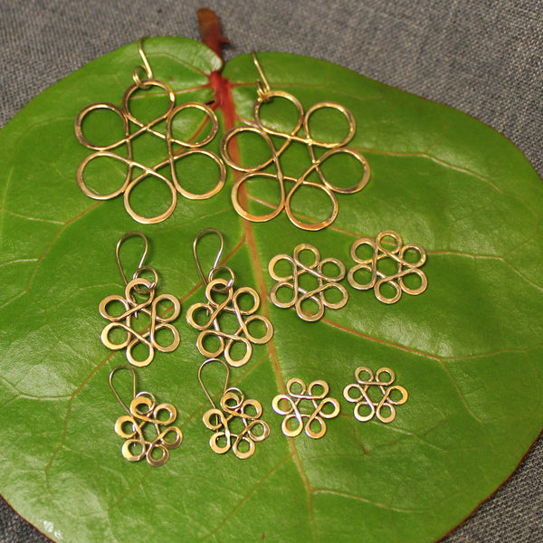 Flower 14k Gold Earrings 