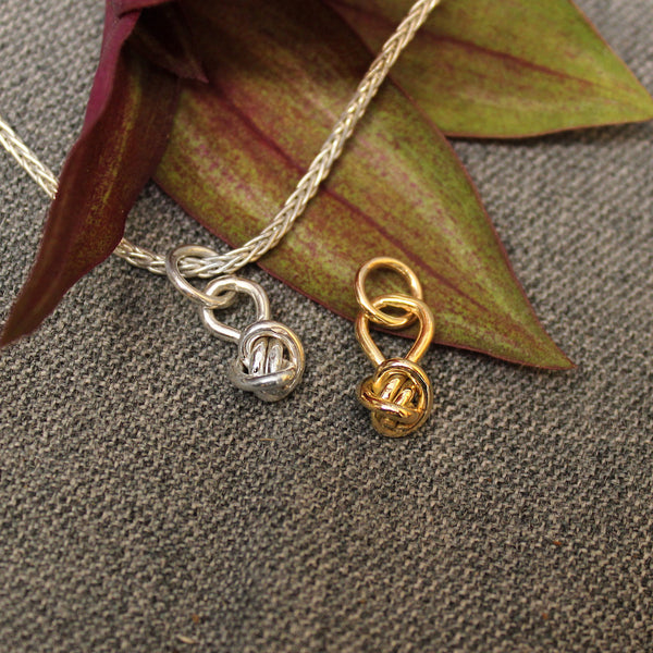 Crucian Knot Charm 