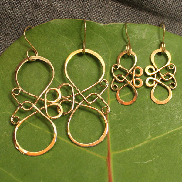 14k Gold Butterfly Earring 