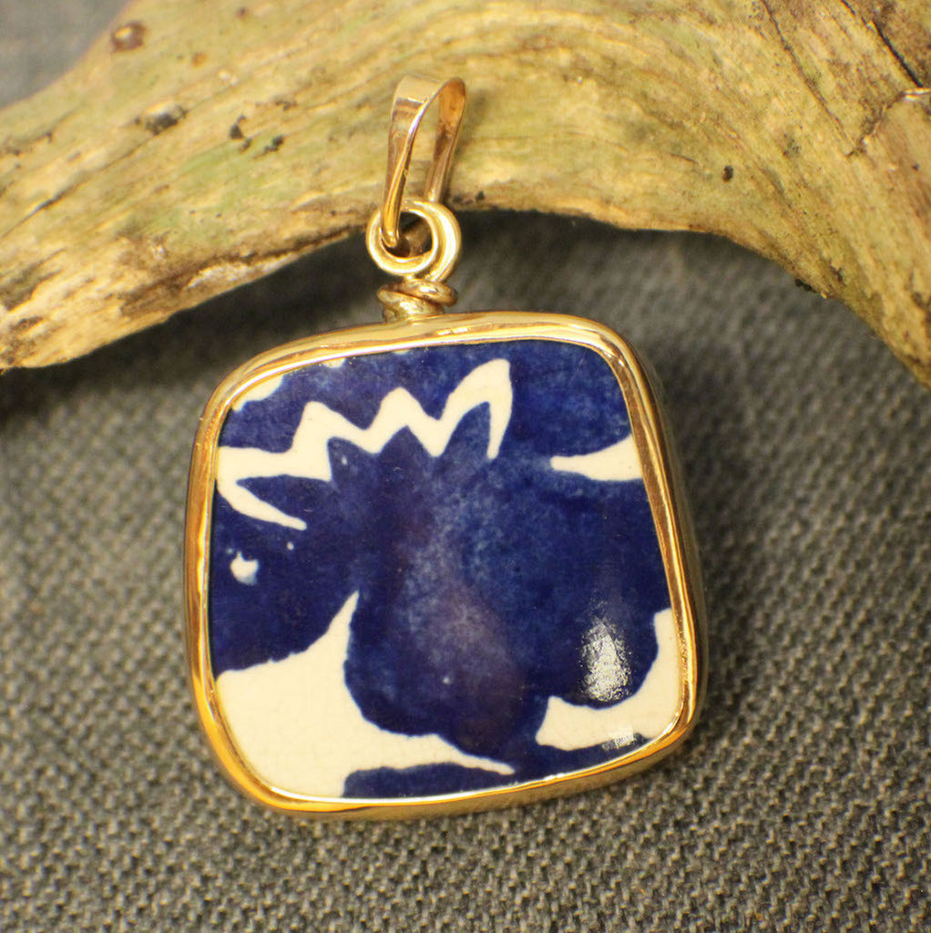 Indigo Water Lily Chaney 14k Gold Pendant